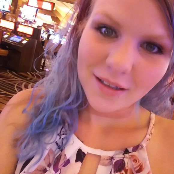 Meet your Posher, Brittney - Picture 1 of 1